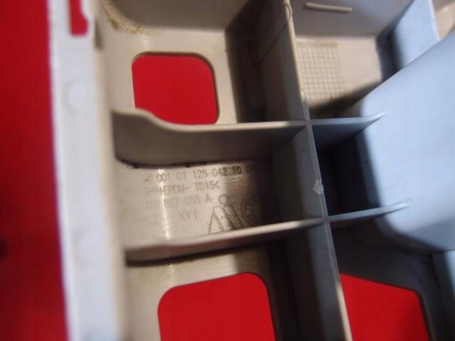 фото №9, Направляющая кронштейн омывателя fabia iii 2015r