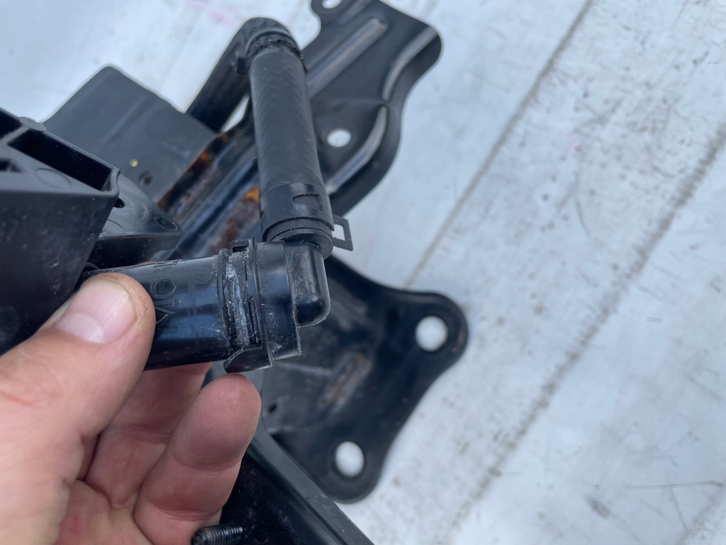 фото №9, Kia sorento iii 15-20 балка бампера перед омыватель шланг оригинал