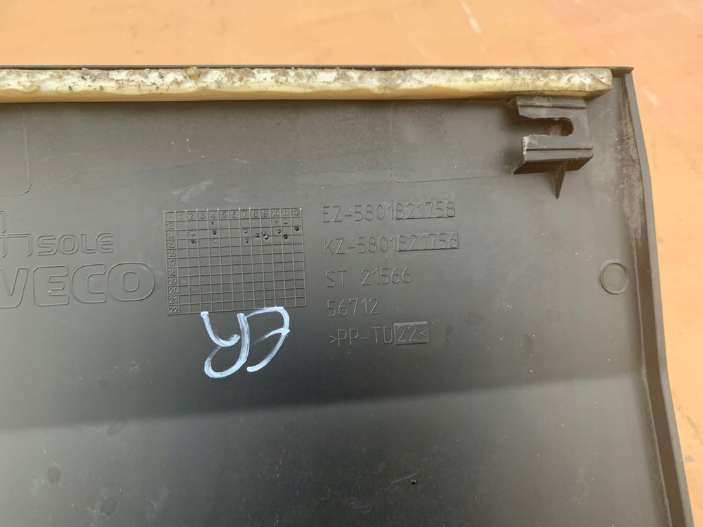 фото №9, Iveco daily 14- молдинг боковая 5801821758 vi