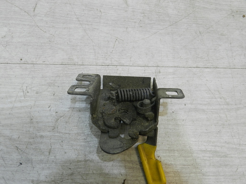 фото №2, Lancia delta iii замок засувка капот перед