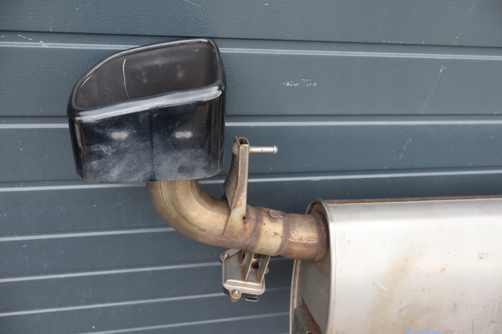 фото №9, Гасник кінцевий вихлоп bmw x3 g01 18308010 8686251