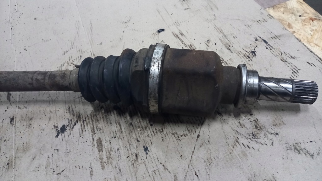 фото №2, Привідний вал ліва renault megane scenic 1.5d 03r