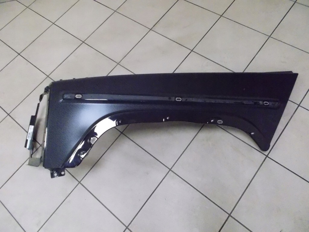 Купити Крило лівий передні  mercedes g-klasa w463 amg 24-