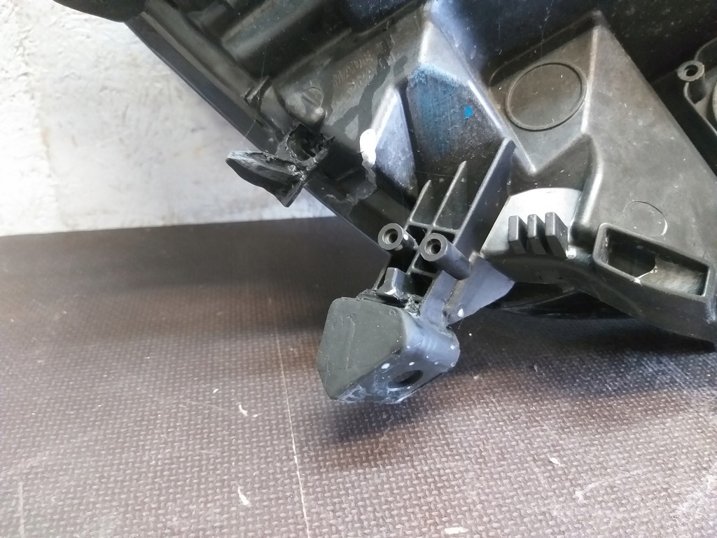 фото №3, Лампа перед левая renault megane iv 4 led