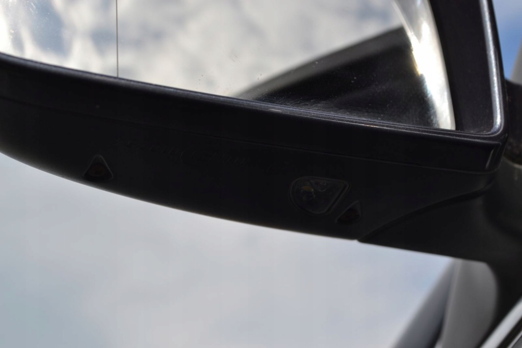 Audi a6 c6 зеркало наружное правое  левое электрическое  2x lz7q Недорого