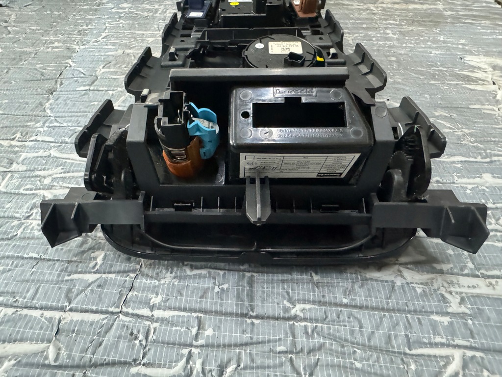 фото №16, Рамка панель керування peugeot 508 9688547577