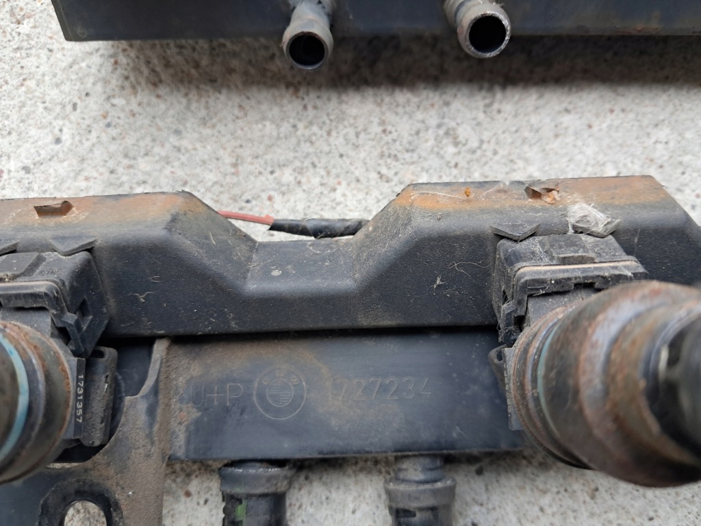 Молдинг упорскування форсунки регулятор тиску джгут bmw e36 316i 318i m40 Ціна