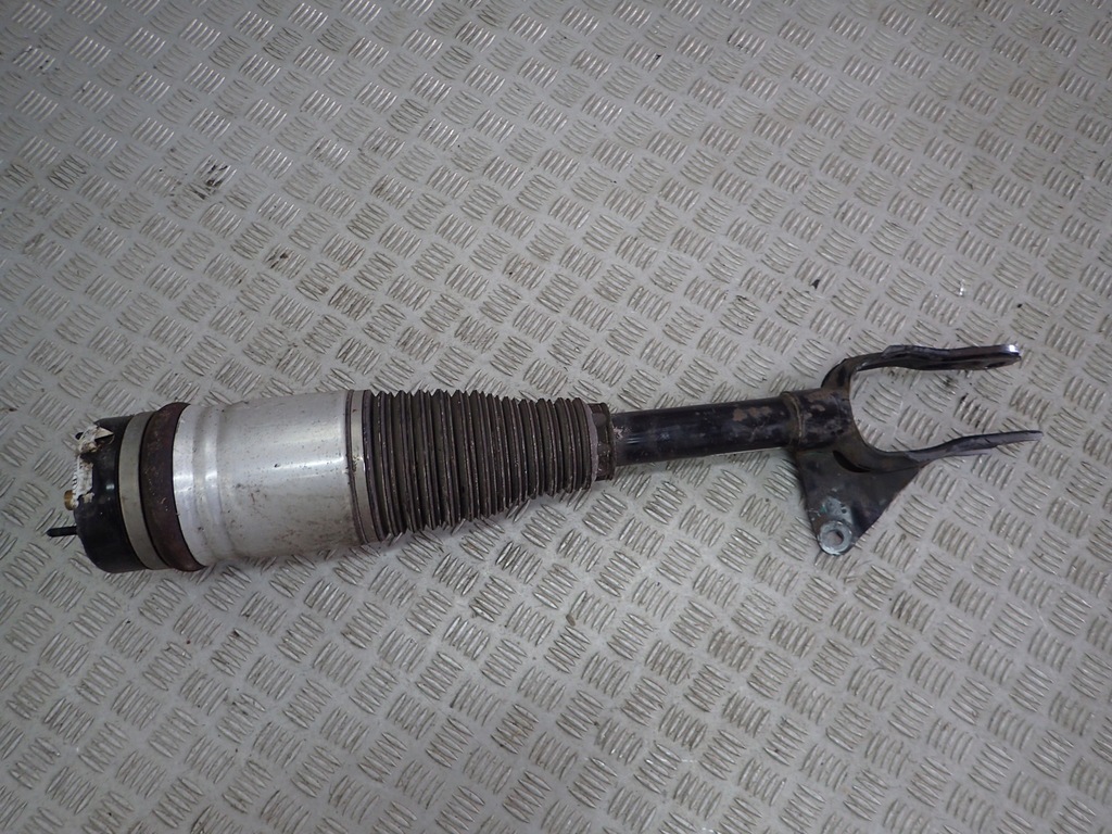 фото №1, Jeep grand cherokee wk2 амортизатор перед правый rh