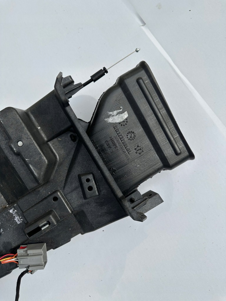 фото №7, Grand cherokee wk2 подлокотник подогрев сиденья задняя