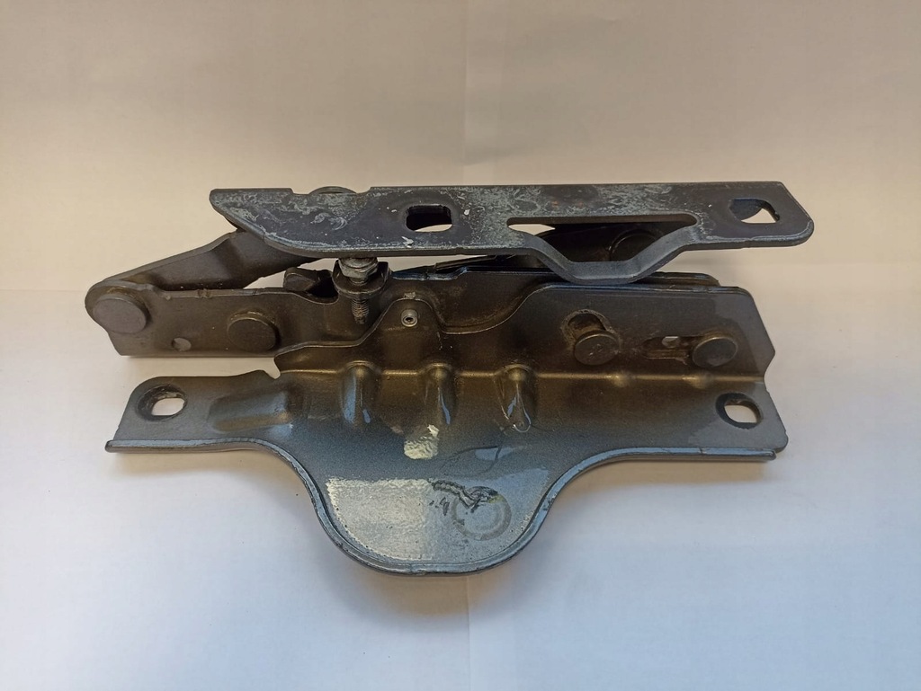 фото №7, Tesla model s 12- петля капот правый 1029285-00-ca