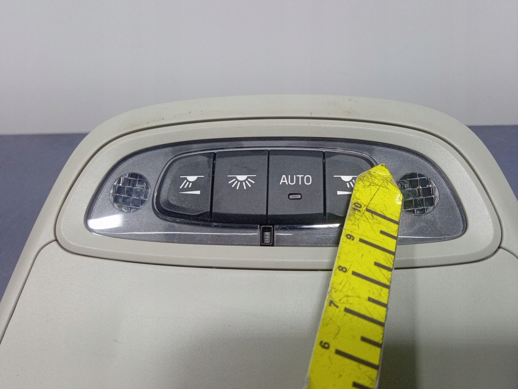 фото №10, Volvo v40 ii ліхтарі стельовий освітлення кабіни 31268141