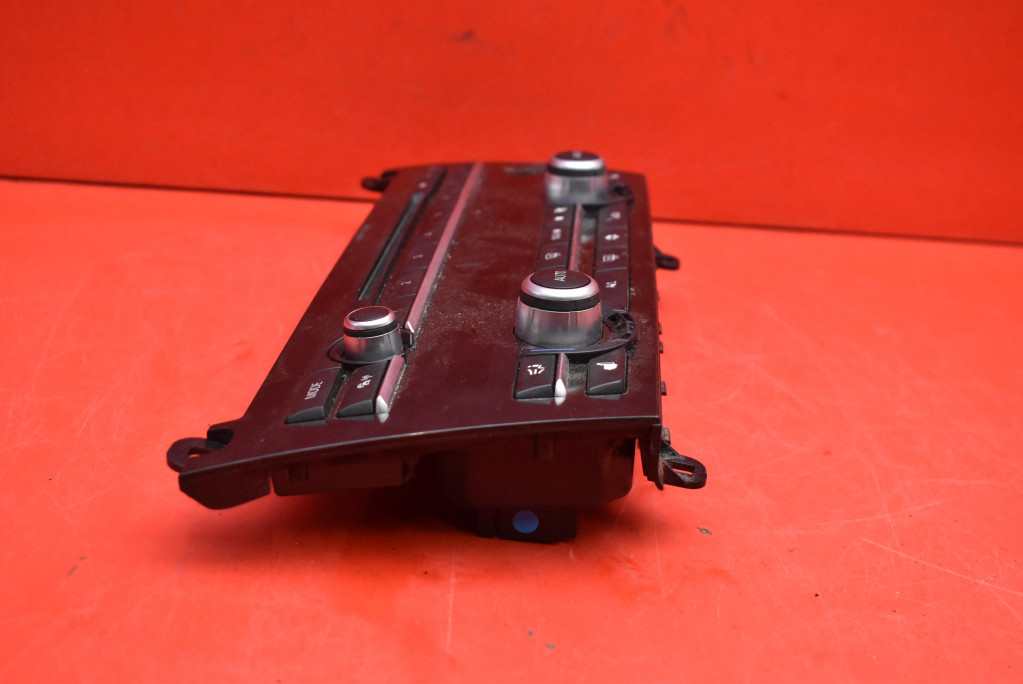 фото №11, Панель управление обдув кондиционер 9233655 bmw f07 09-13