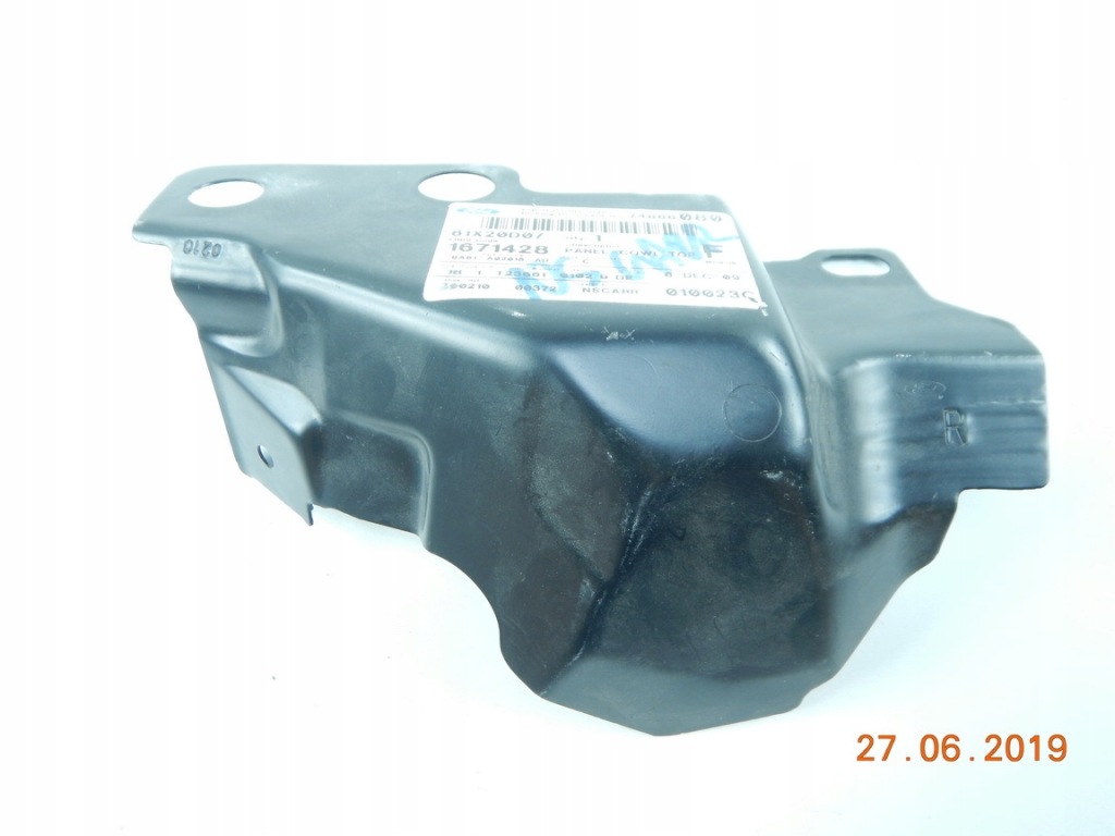 Ford fiesta 2008 кутик кронштейн жабо 1671428 Доставка