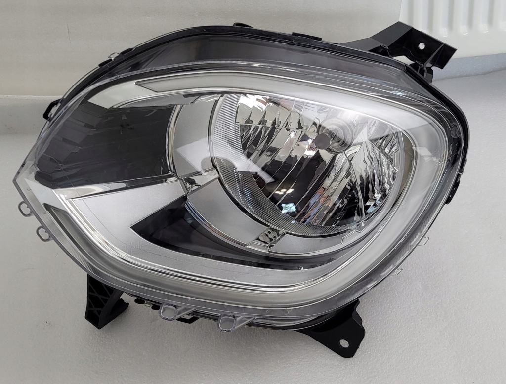 Купити Лампа ліва перед renault twingo iii lift 2018- led 260602593r