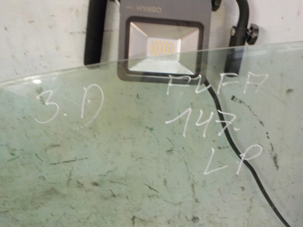 Alfa 147 стекло дверь левая Доставка