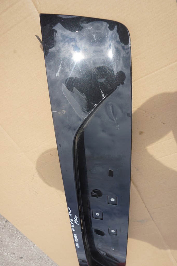 фото №3, Alfa romeo stelvio 17- накладка крышки