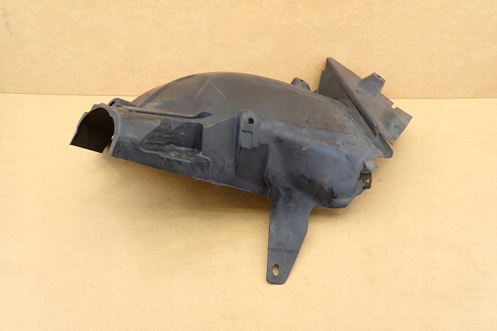 фото №7, Mercedes c w204 2007- підкрилок праве правий перед передні a2046981230 оригінальний номер