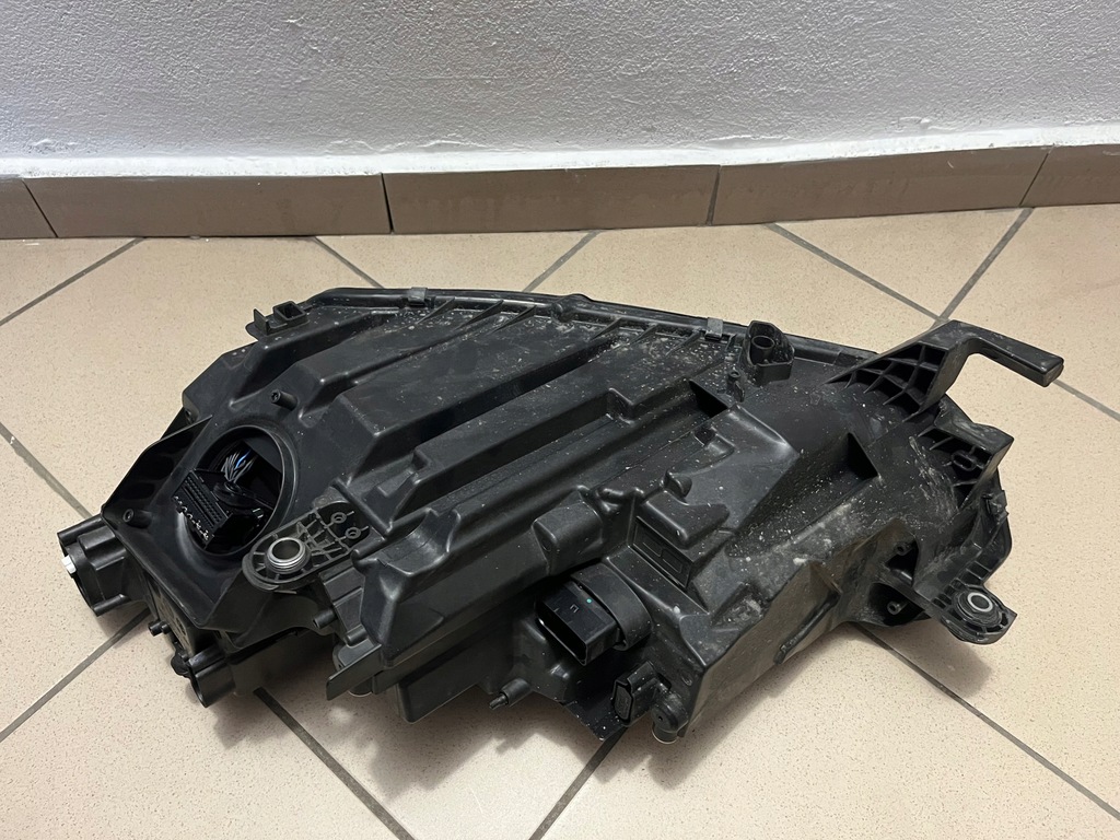 фото №16, Skoda octavia iv 4 full led 5e4 20- лампа передняя перед правая 5e4941016a