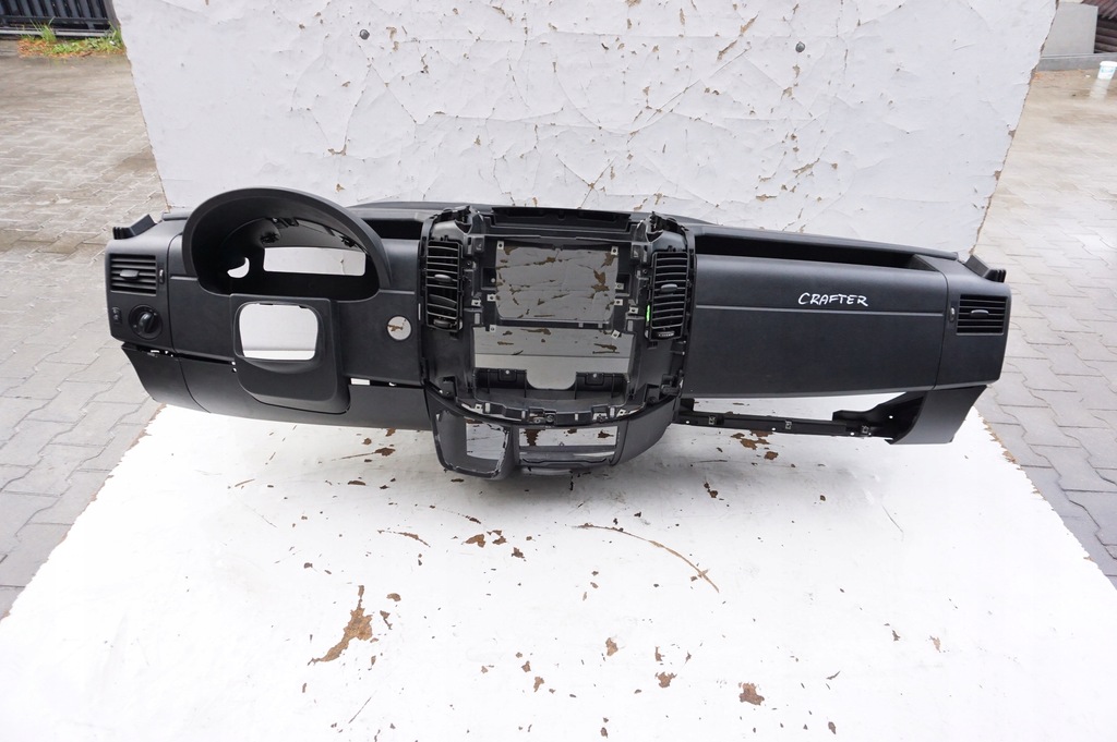 фото №1, Приборная панель консоль volkswagen crafter i