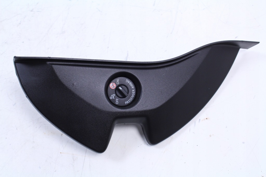 фото №1, Заглушка панели renault megane iv 4 17r.