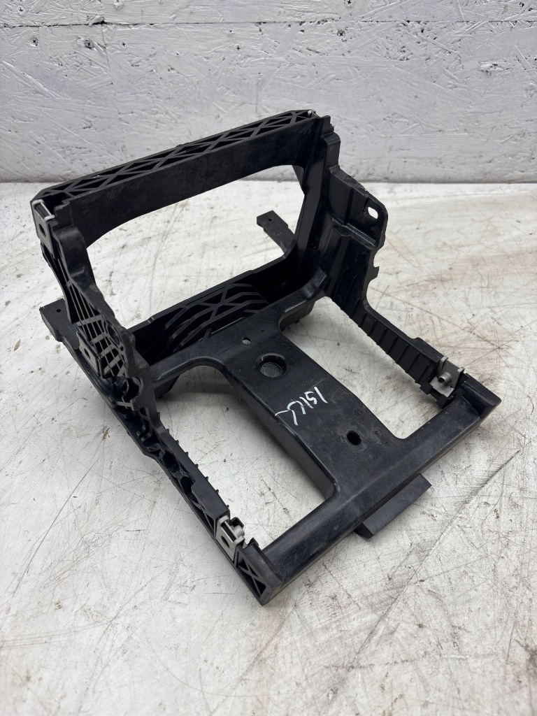 фото №1, Bmw x6 f16 2016 другой элементы туннель среднего