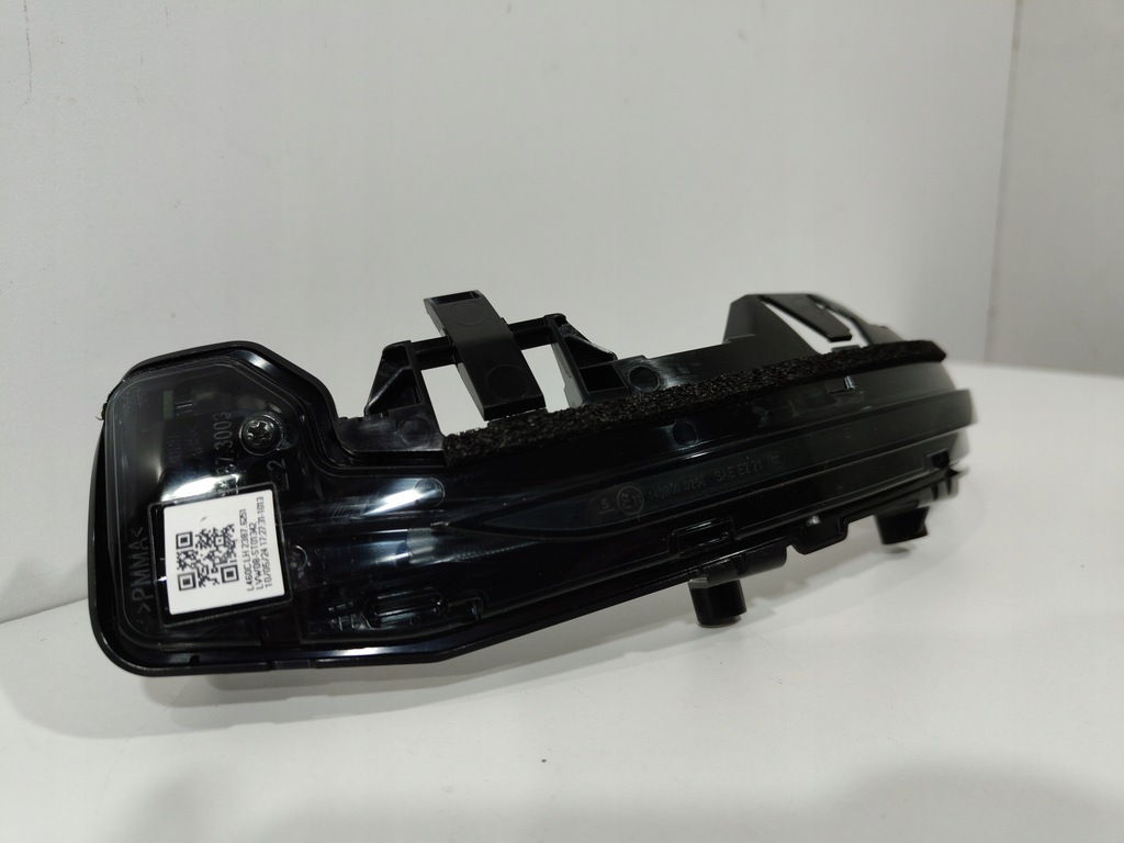 фото №3, Поворотник лівий land rover range rover v l460 lr152957