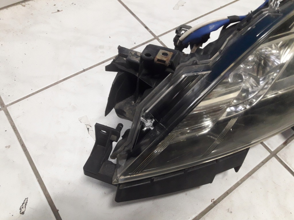 Mazda 6 gh 2007-2010 лампа левая ксенон комплектная европа с Разборки