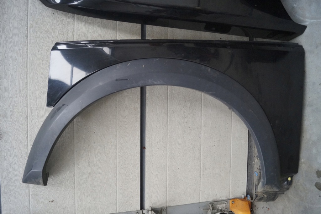 фото №2, Крила правий discovery iii 07 lrc 697