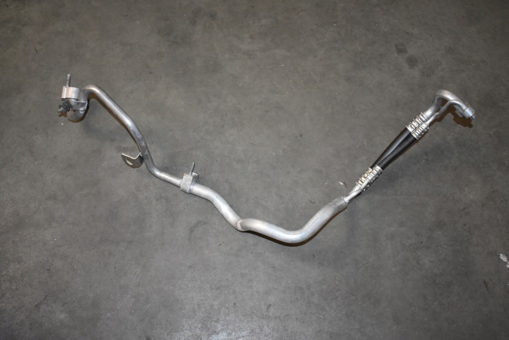 фото №1, Шланг кондиционера mercedes w177 1