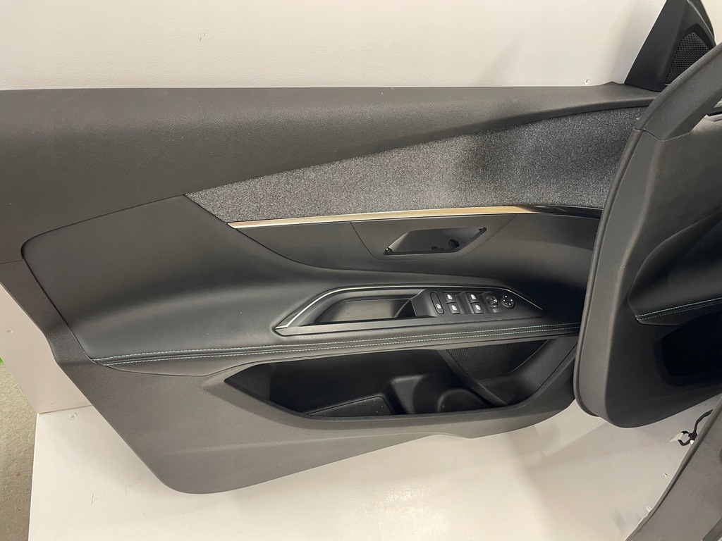 фото №7, Обшивка обивка комплект peugeot 5008 3008 ii идеальное состояние