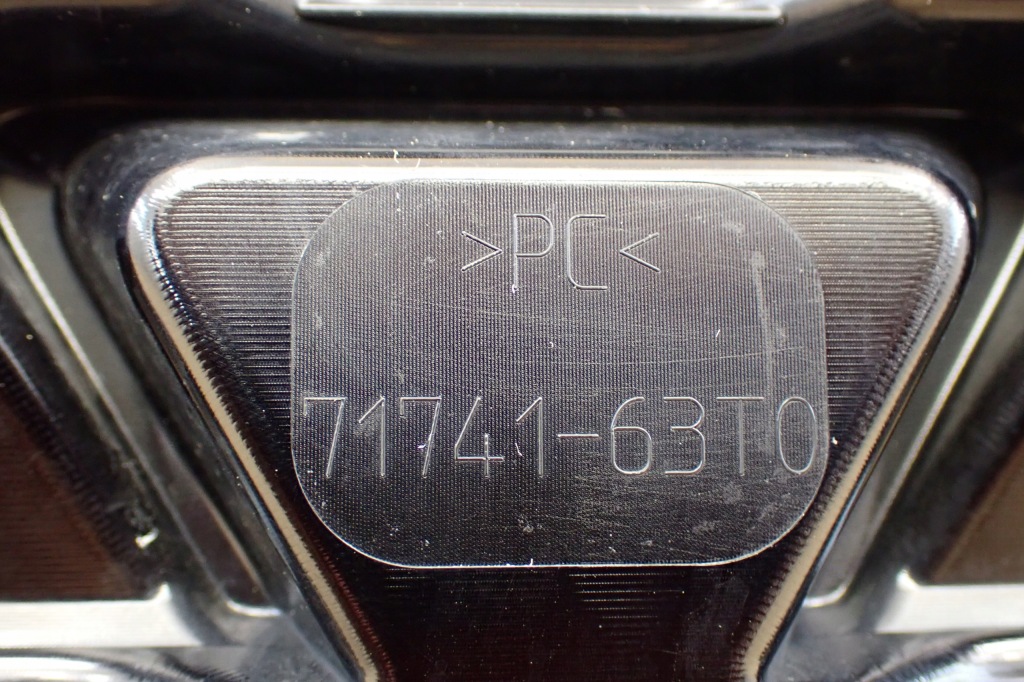 Suzuki sx4 s cross 21- решітка  передня решітка радіатора радіатора 7174163t0 оригінальний номер Київ