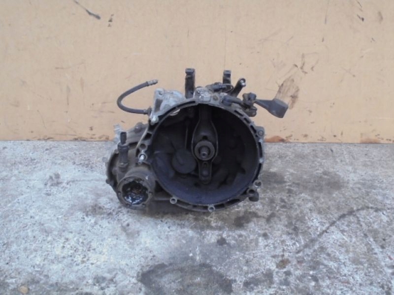 Fabia 1 6y коробка передач передач механическая 1,4mpi fnk Киев