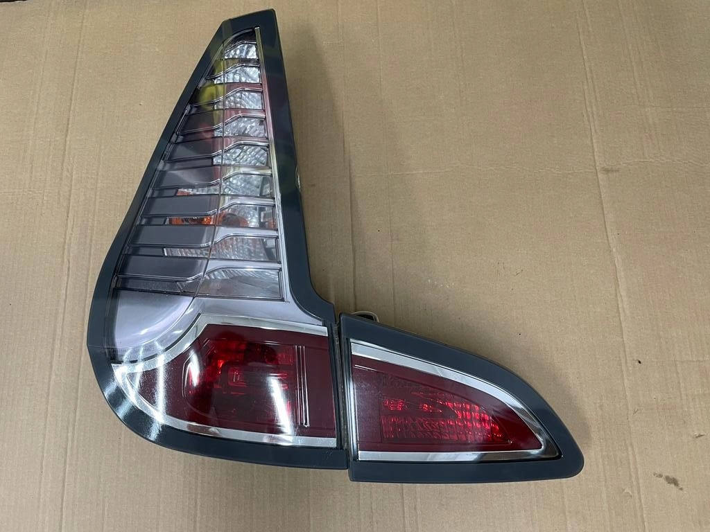 фото №1, Renault scenic iii lift лампа левая задняя комплект