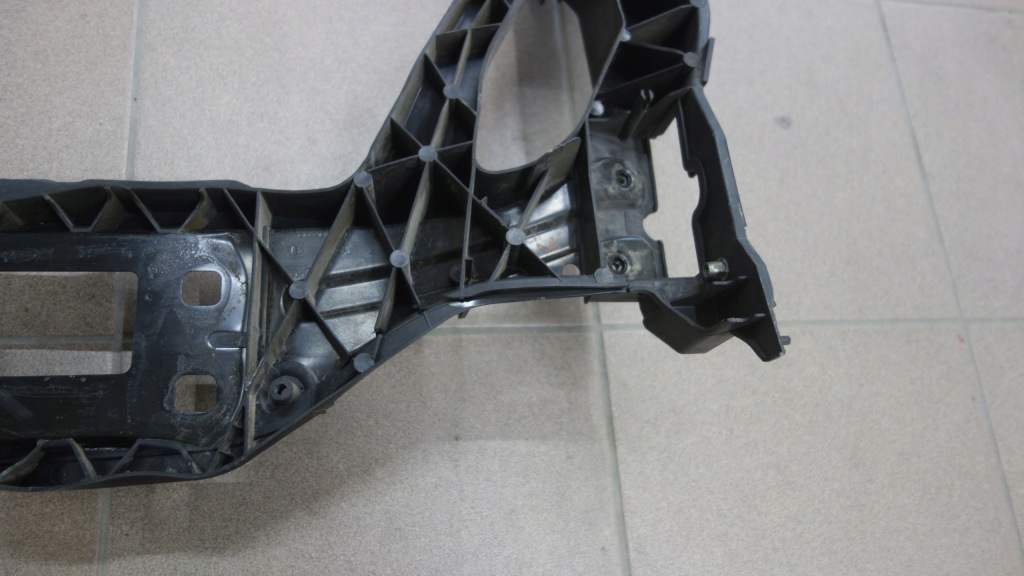 Audi q3 8u0 ремінь передній підсилювач 8u0805594a Зі Шроту