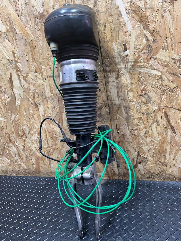 фото №10, Амортизатор пневмоподушка лівий перед bmw g11 g12 n63 xdrive mpakiet 7915945