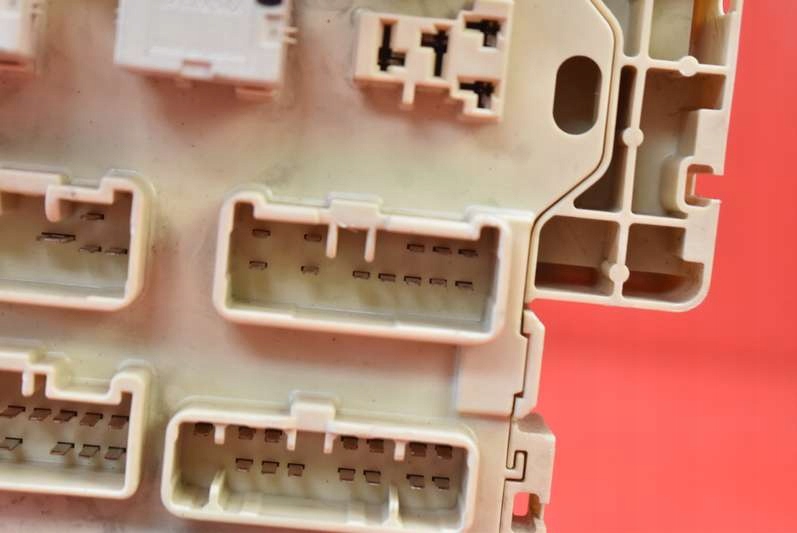 фото №14, Коробка предохранителей bsi 36770-79j01 fiat sedici 1.6 16v 107 km 05-09