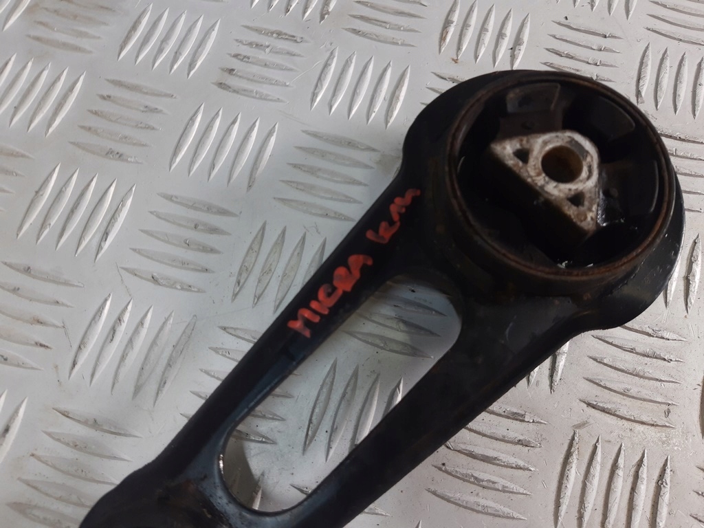 фото №4, Nissan micra k14 0.9 кронштейн подушка двигателя