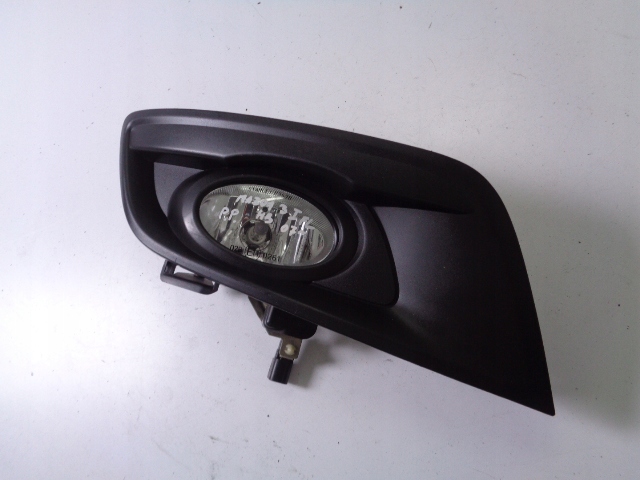 фото №1, Противотуманная фара правый перед mazda 3 i lift hb