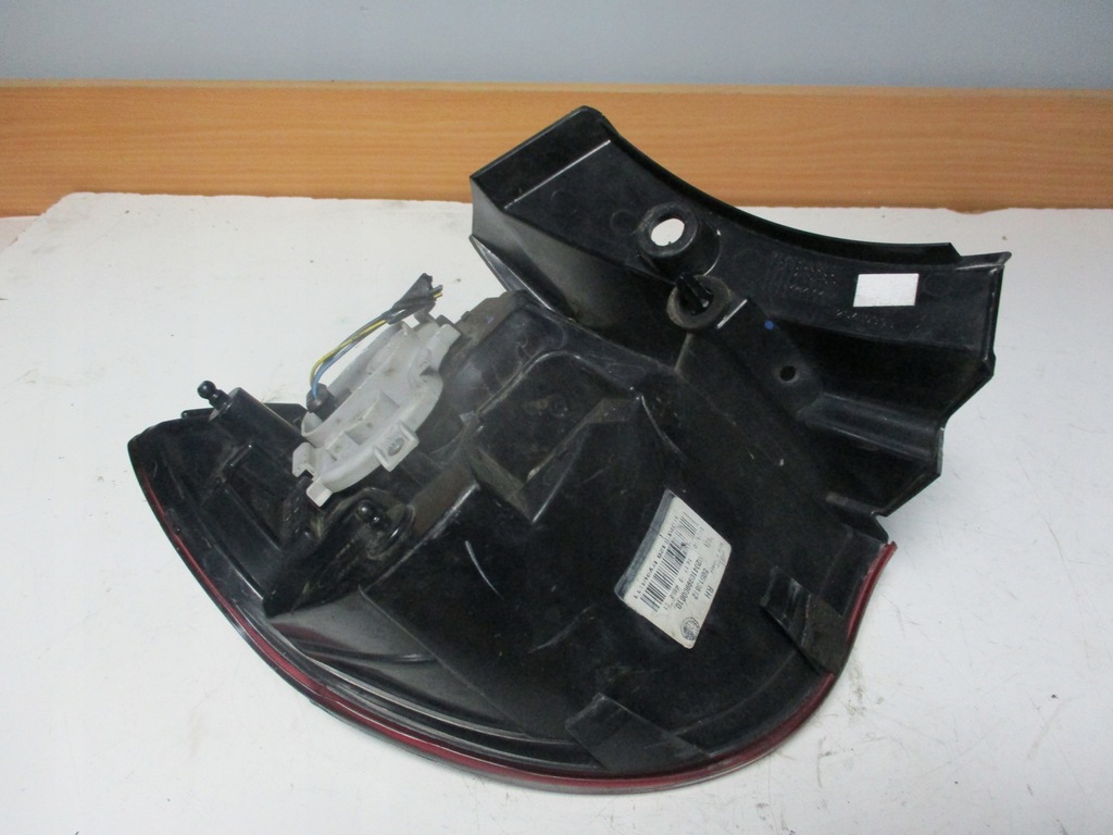 фото №6, Лампа задня права alfa romeo giulietta тонована