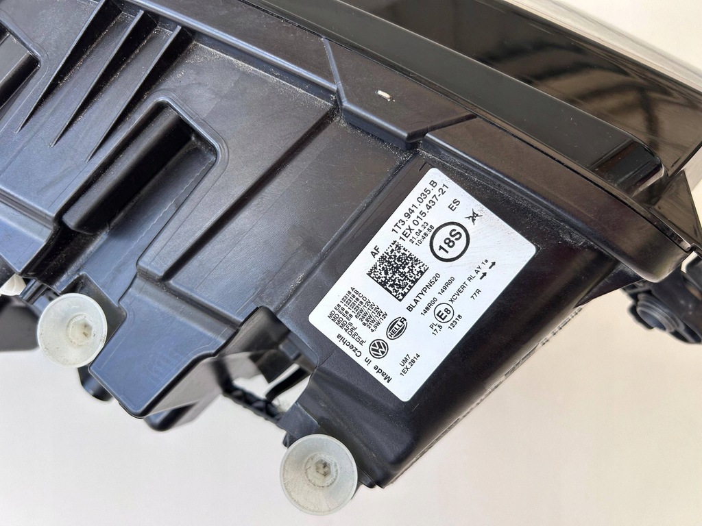 фото №8, Vw id buzz 1t3 лампа левая правая перед 1t3941036 b 1t3941035 b оригинал