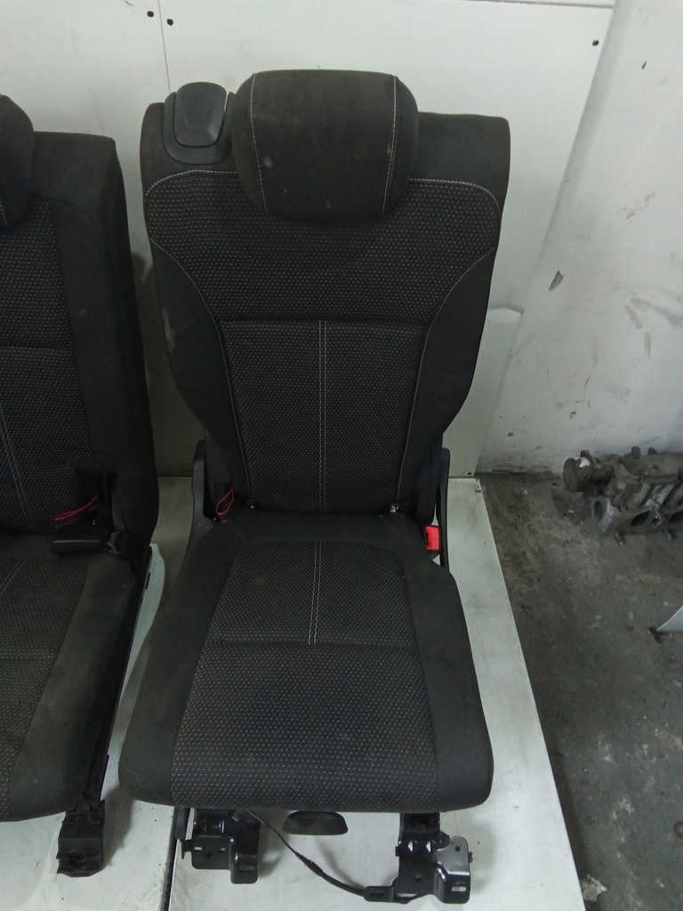 фото №2, D497 сиденья 2 ряд zafira c