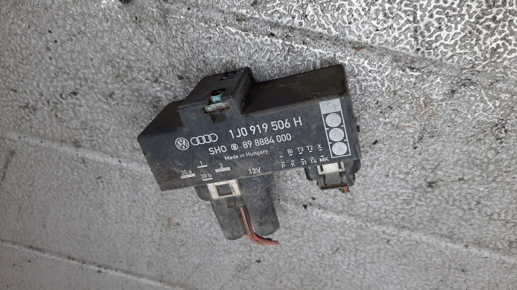 фото №1, Модуль вентилятора skoda octavia i 99r 1.8b hb 1j0919506h