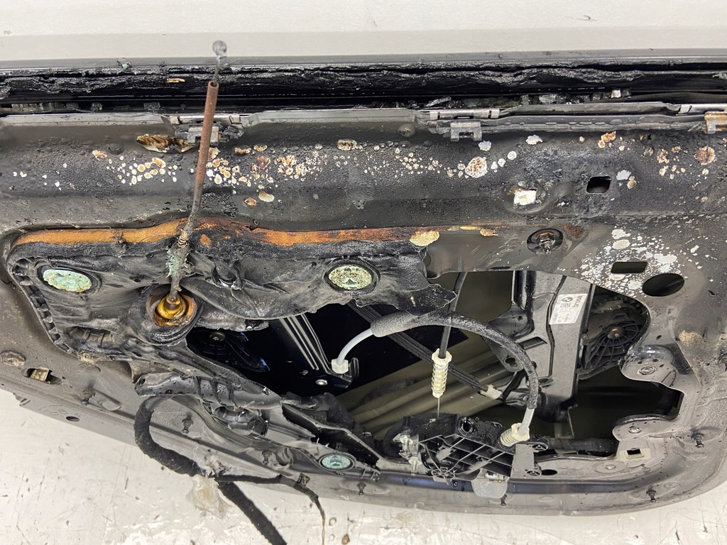 фото №8, Bmw i4 4 lci g26 двері лівий задня ліва задні колір 475