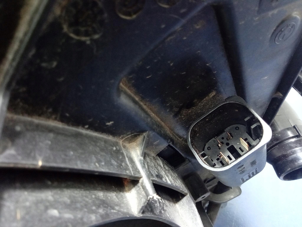 Bmw ix i20 xdrive40 радиатор комплект вентилятор 9452580 Недорого