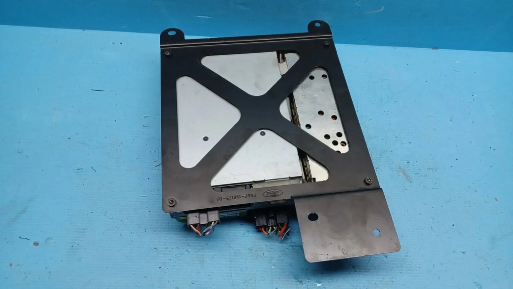 фото №2, Ford taurus тюнер радио