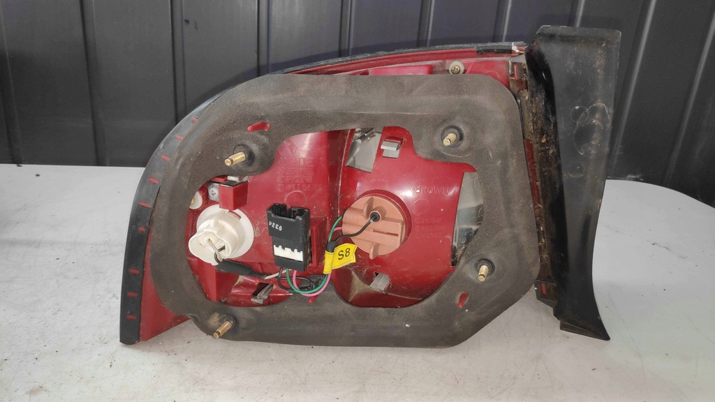 фото №8, Лампа задня ліва + права kia magentis i lift 03-05