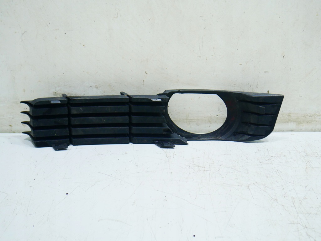 фото №10, Audi a8 d3 решётка решётка радиатора бампера 4e0807681a левая oryg