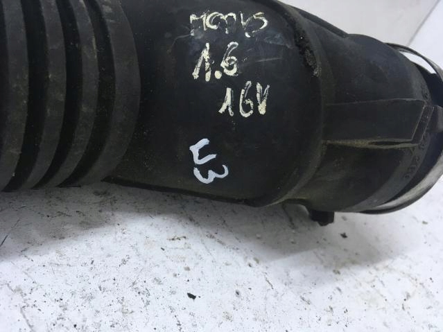 фото №4, Труба воздуха renault clio iii 1.6 16v 8200424266