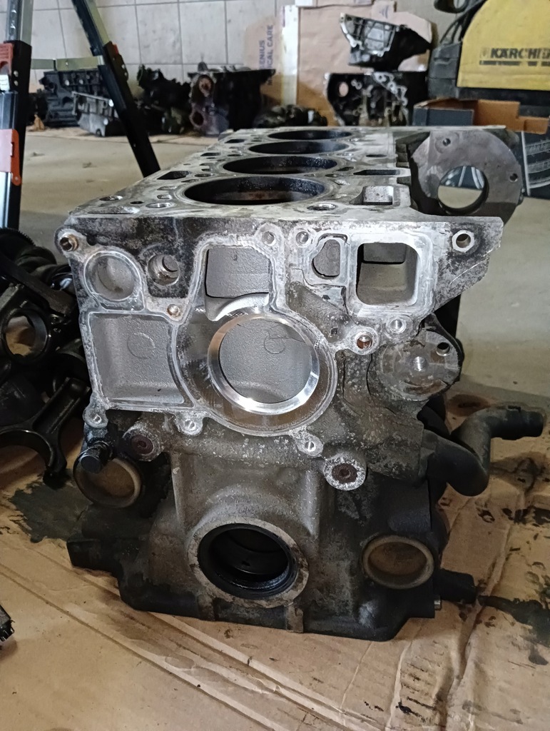 фото №11, Блок двигуна bmw 2.0d n47 i n47d20a 779792207