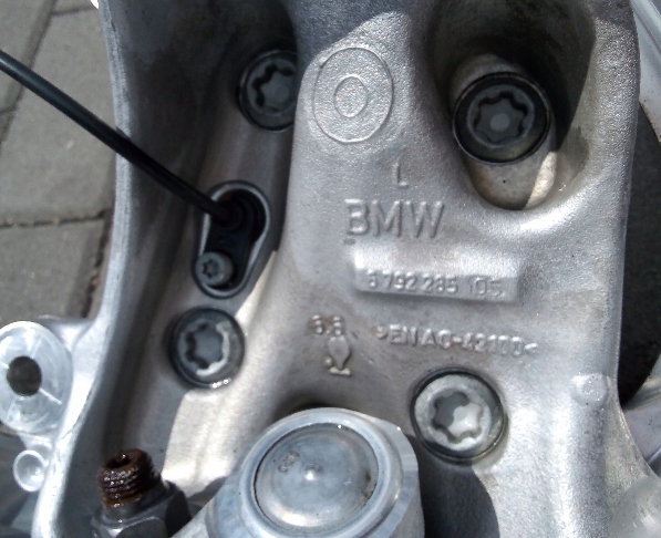 фото №5, Bmw f20 поворотный кулак перед рычаги правая 6792289